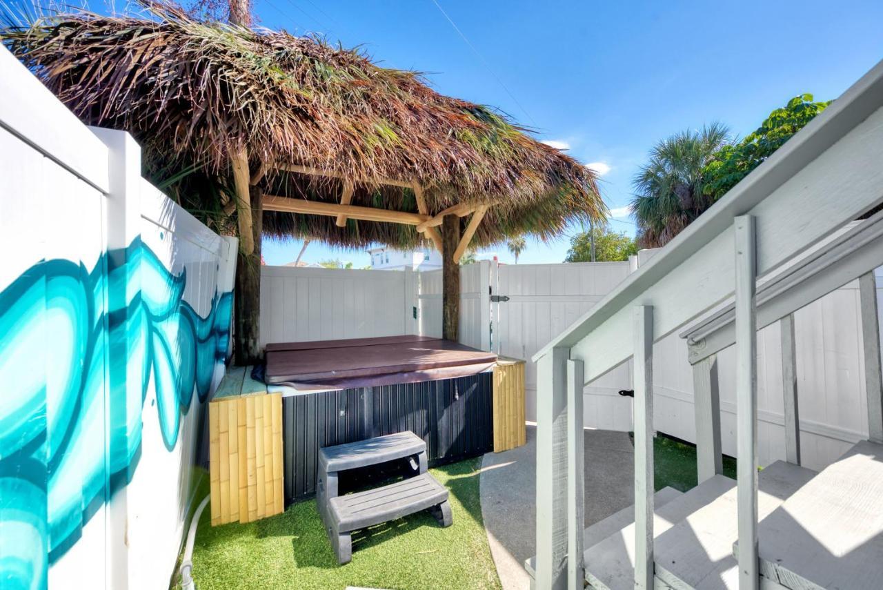 Mermaid House With Pool Jacuzzi Steps To Siesta Key Beach Сарасота Екстер'єр фото